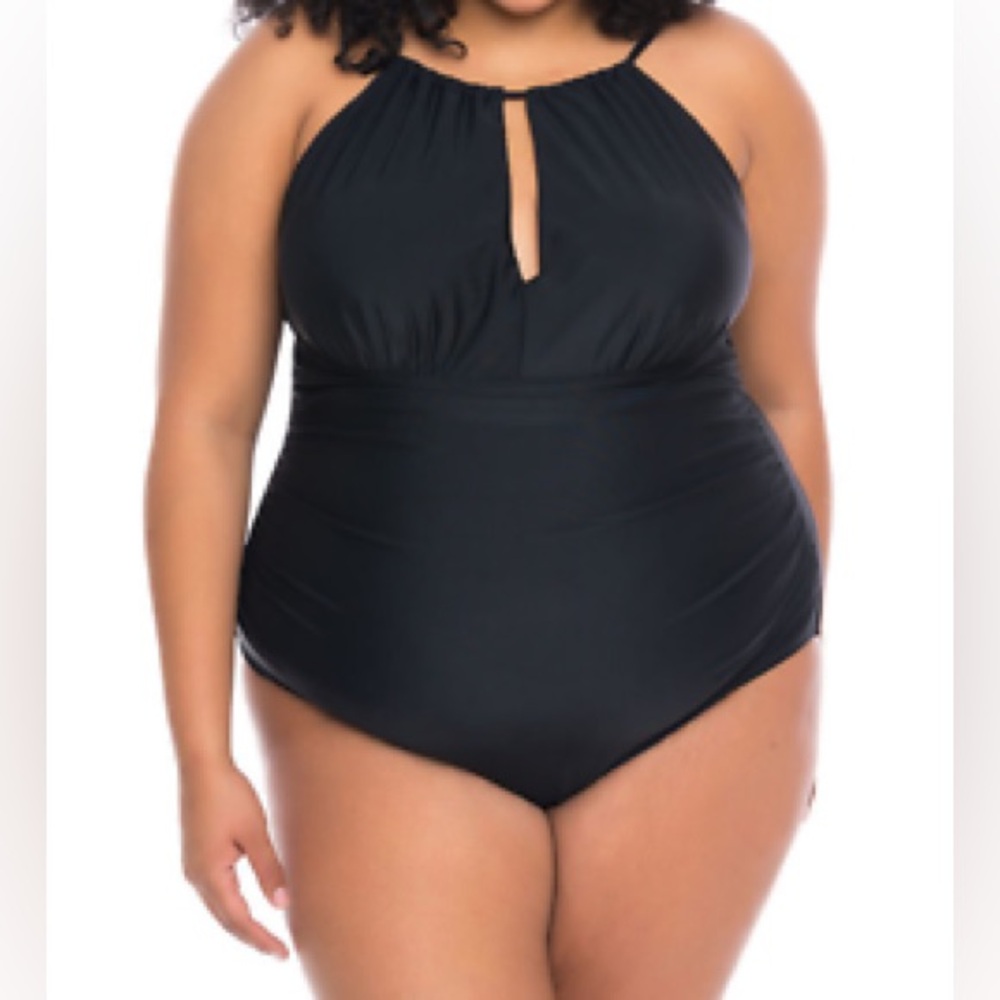 NWT! Boutique + Plus for Jessica Milagros Black Keyhole 1 Piece Swimsuit size 2X